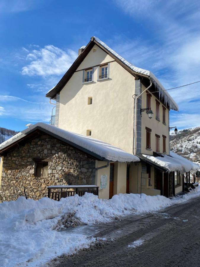 Hotel Genepi Beuil Exteriör bild